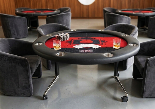 THE CARD & POKER ROOM